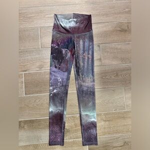 Niyama Sol barefoot leggings TAURUS size S NWOT